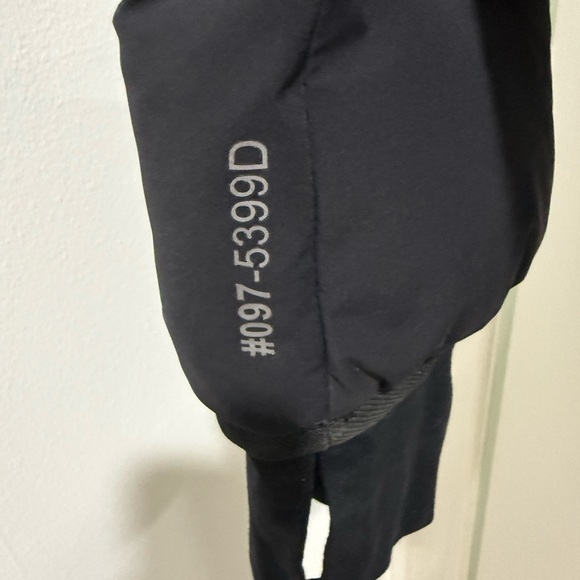 Authentic Men Moncler Jacket - Picture 12 of 12